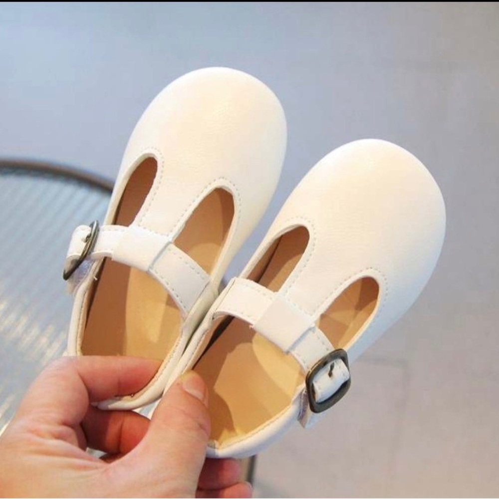 White t straps